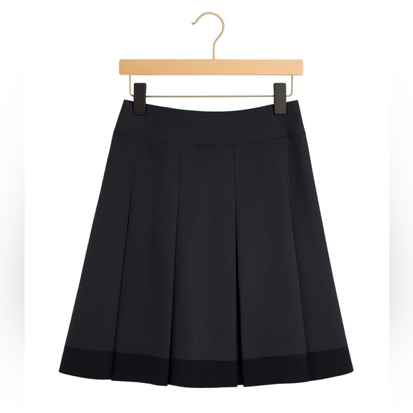 The Limited Collection Black & White Pinstripe Pleated Skirt – Size Medium - Picture 1 of 2